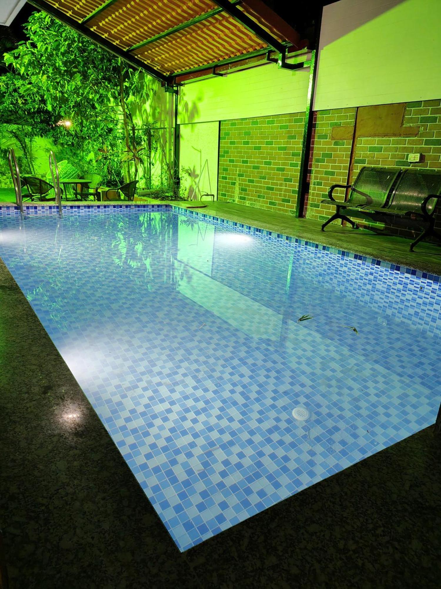 Taj Villa With Free Wifi لونافالا المظهر الخارجي الصورة